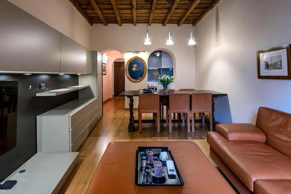 Historic Center Apartment Rome